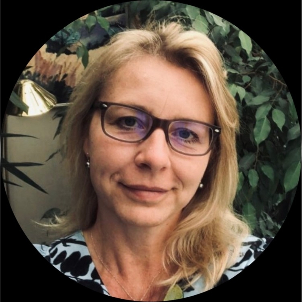 Meet your Posher, Eva